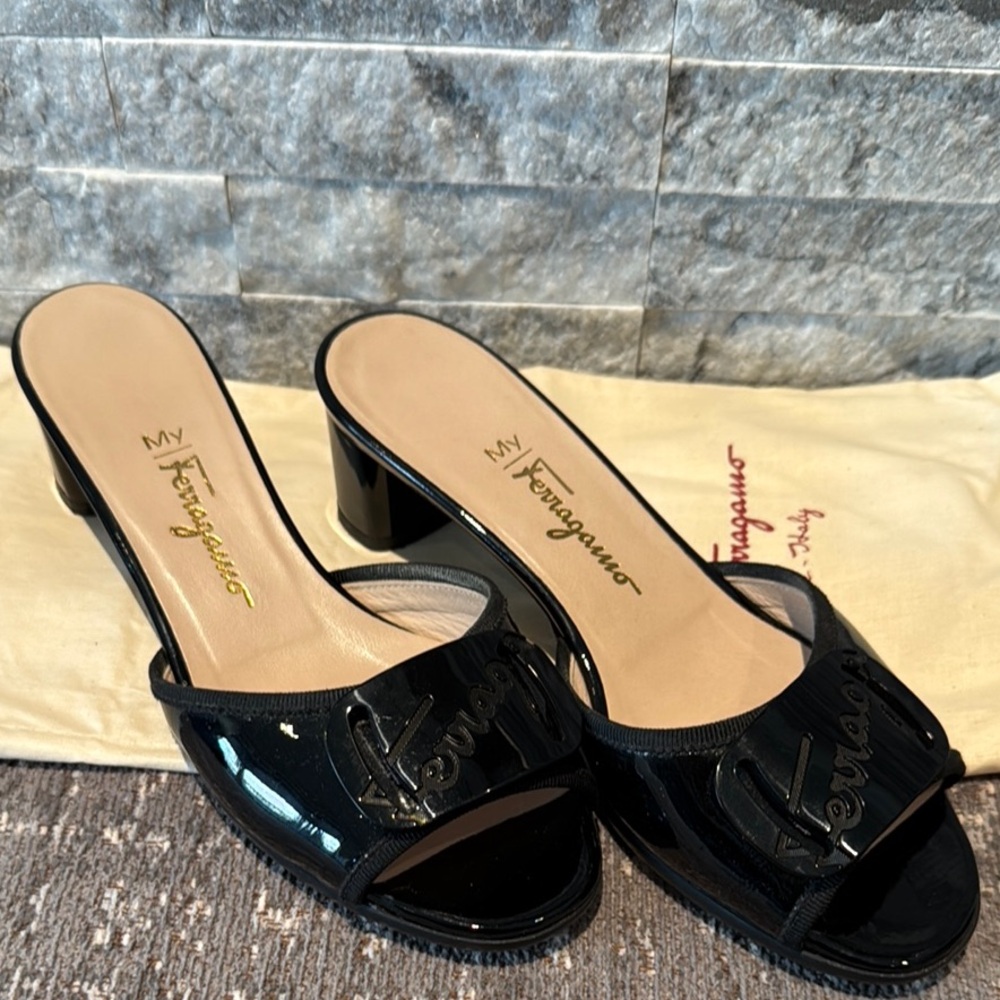 Salvatore Ferragamo Slide Sandals Black